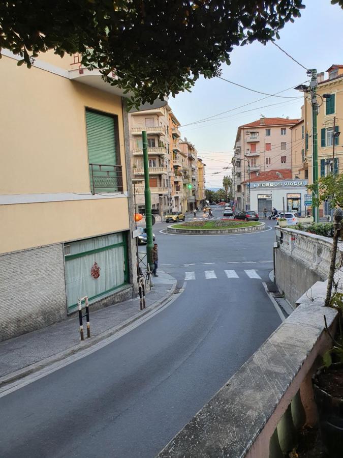 Villa Arcobaleno Rondo Garibaldi Sanremo Dış mekan fotoğraf