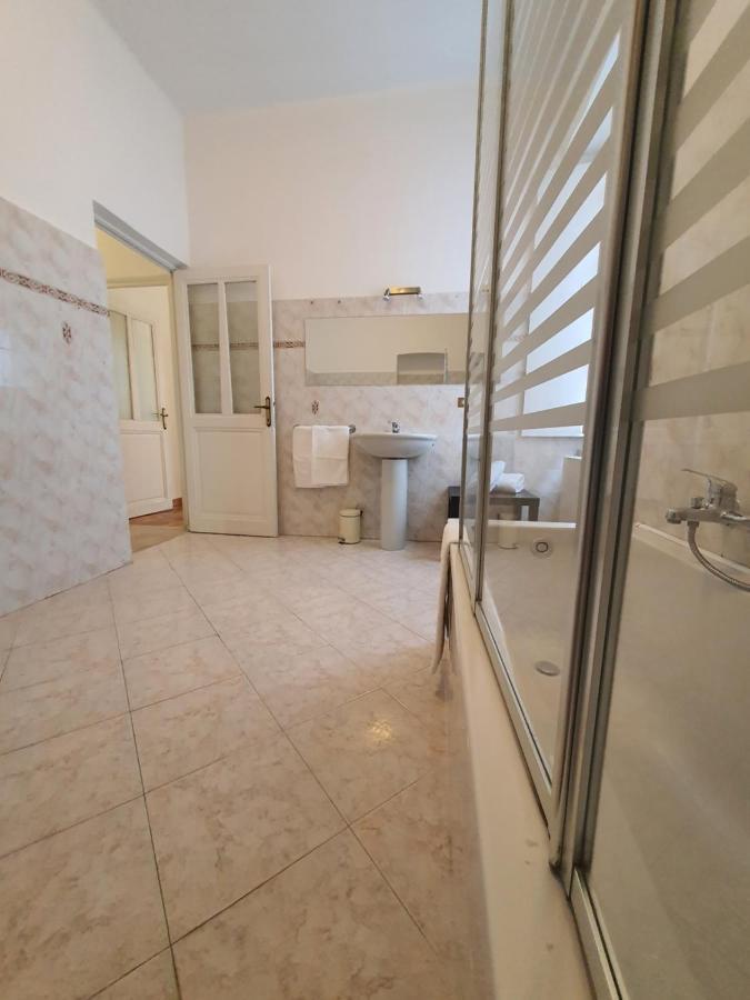 Villa Arcobaleno Rondo Garibaldi Sanremo Dış mekan fotoğraf