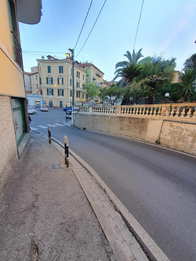 Villa Arcobaleno Rondo Garibaldi Sanremo Dış mekan fotoğraf