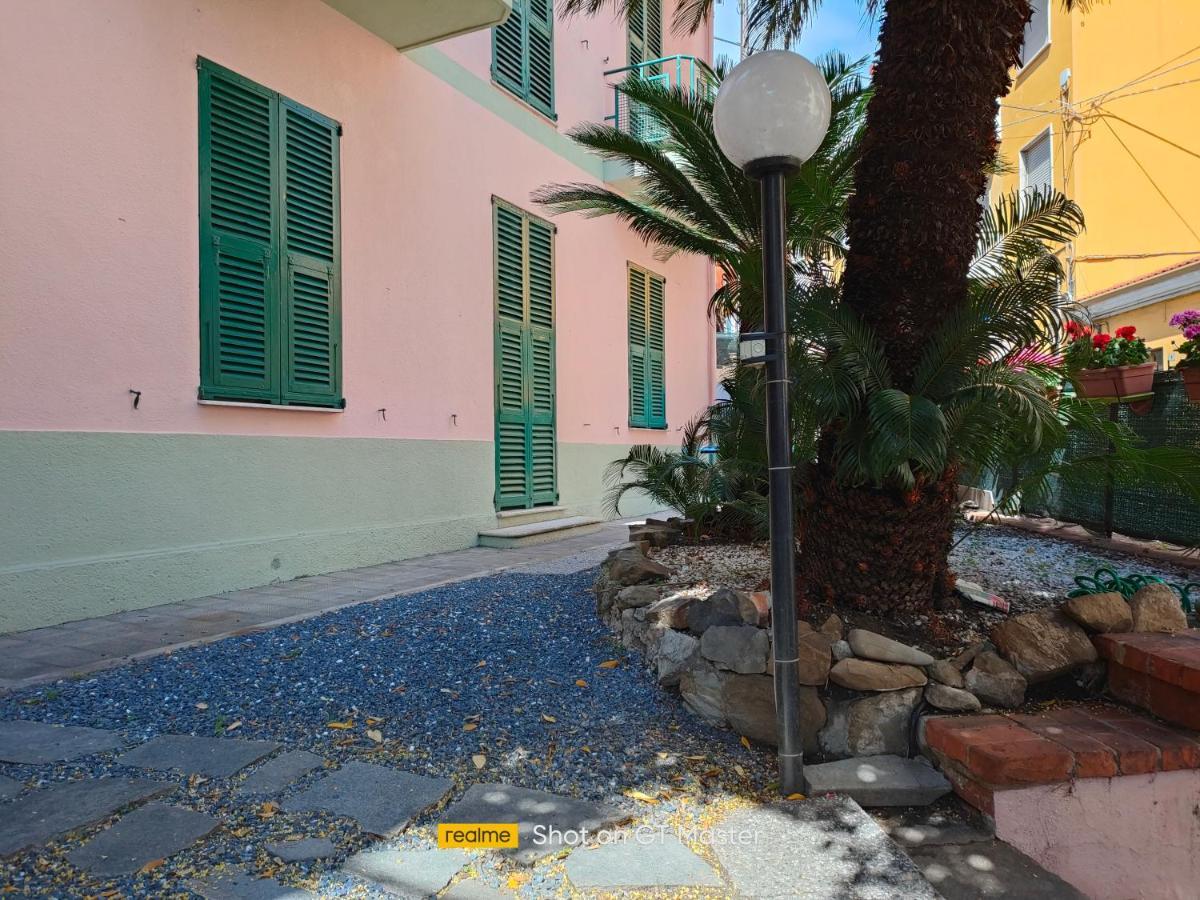 Villa Arcobaleno Rondo Garibaldi Sanremo Dış mekan fotoğraf