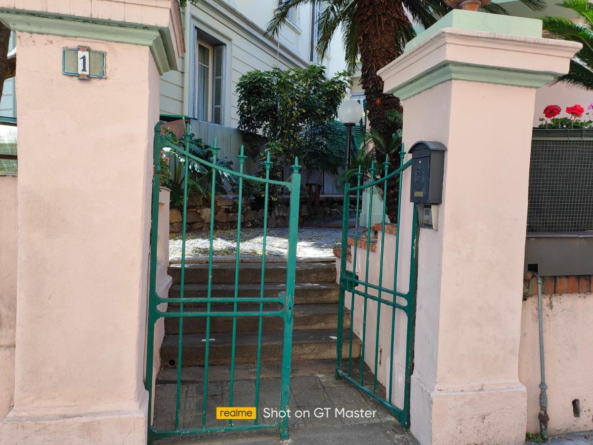 Villa Arcobaleno Rondo Garibaldi Sanremo Dış mekan fotoğraf
